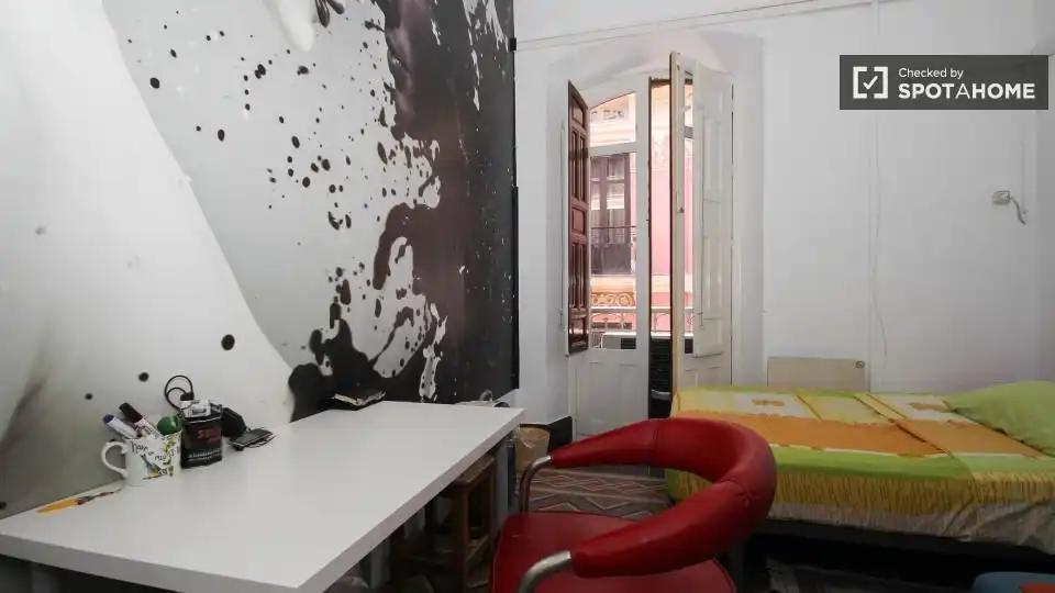 Habitación 360 m², Granada