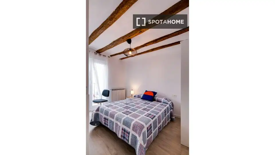 Habitación 63 m², Zaragoza