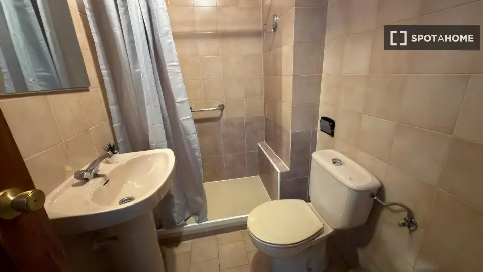Habitació de lloguer, Madrid
