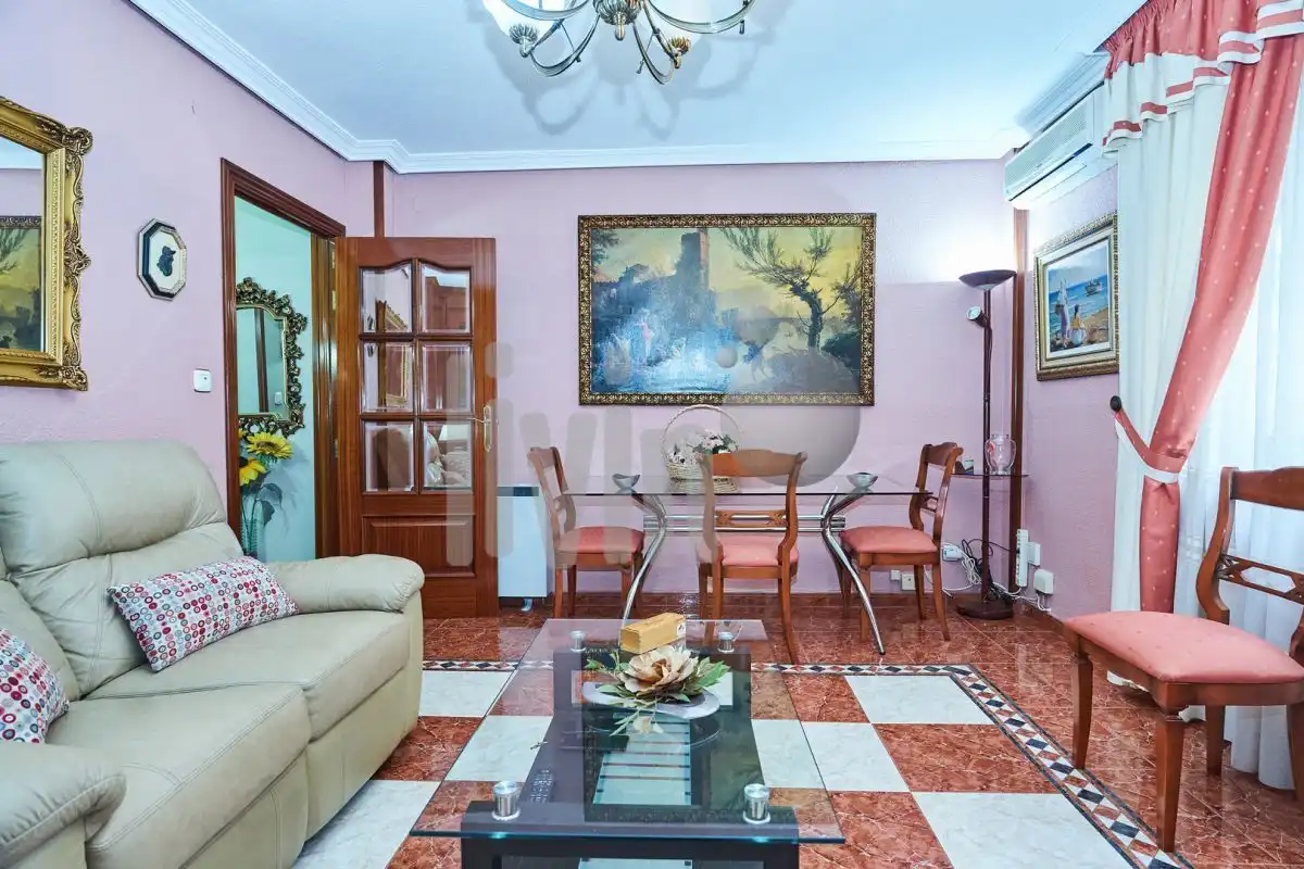 Piso de 114 m² en Jaén