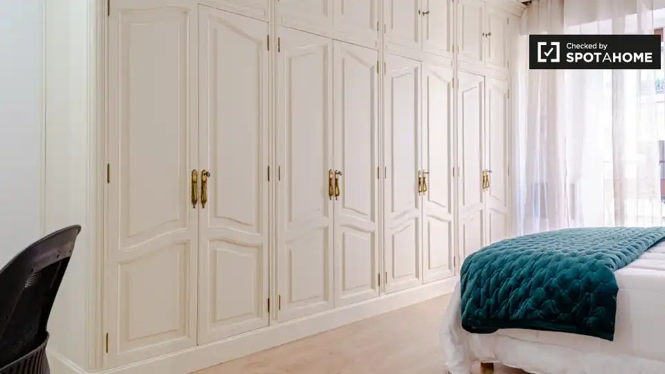 Habitación 250 m², Valencia