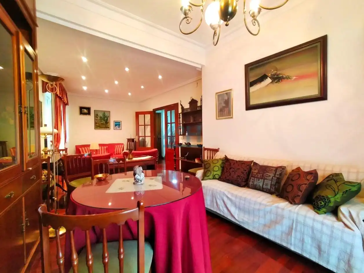Piso de 112 m² en Ourense