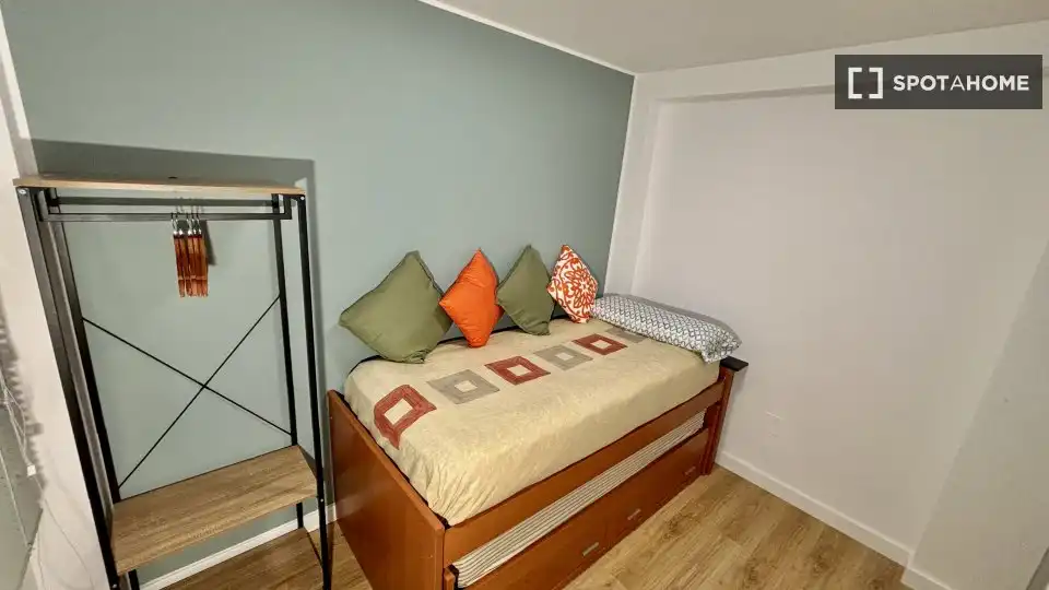 Habitación 58 m², Zaragoza