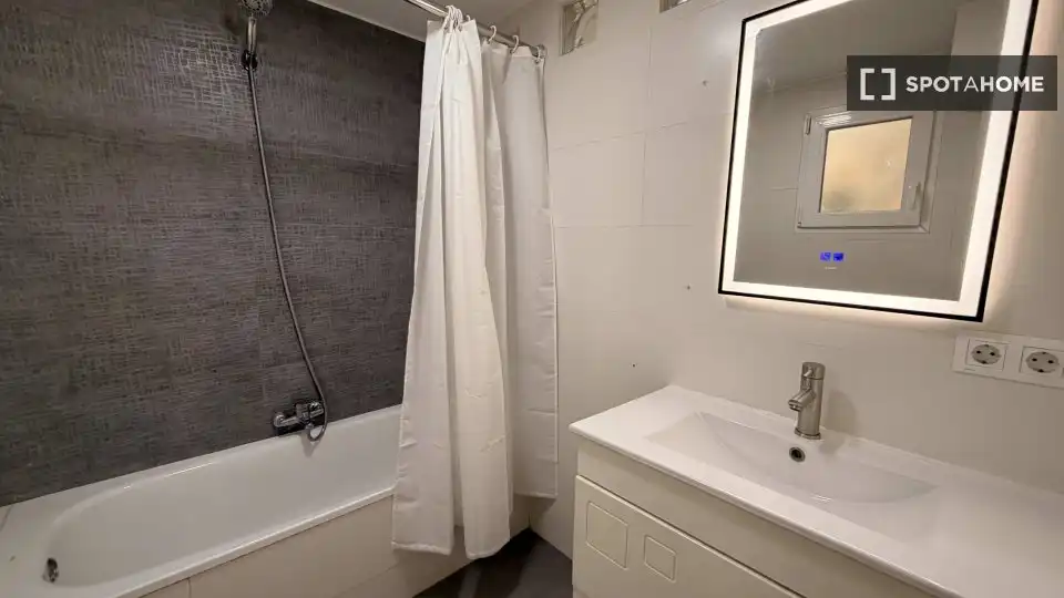 Habitación 100 m², Valencia