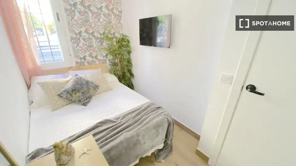 Habitación 230 m², Sevilla