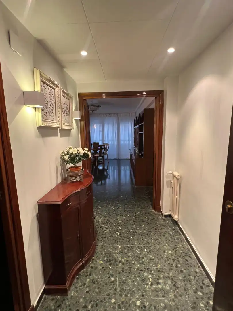 Piso de 85 m² en Zaragoza