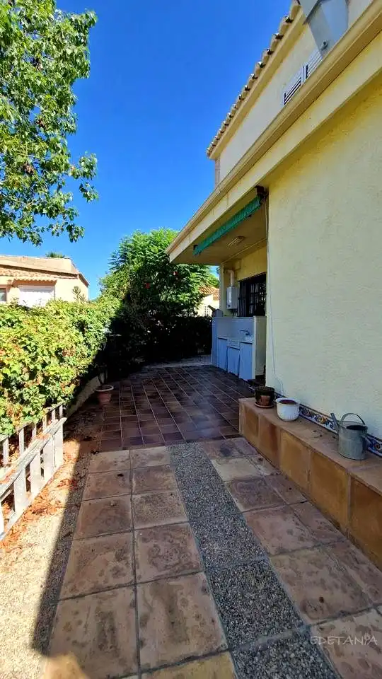 Casa 208 m² a Nàquera / Náquera