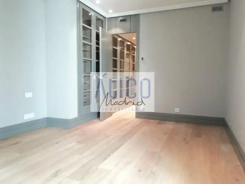 Квартира 312 м² в Мадриде