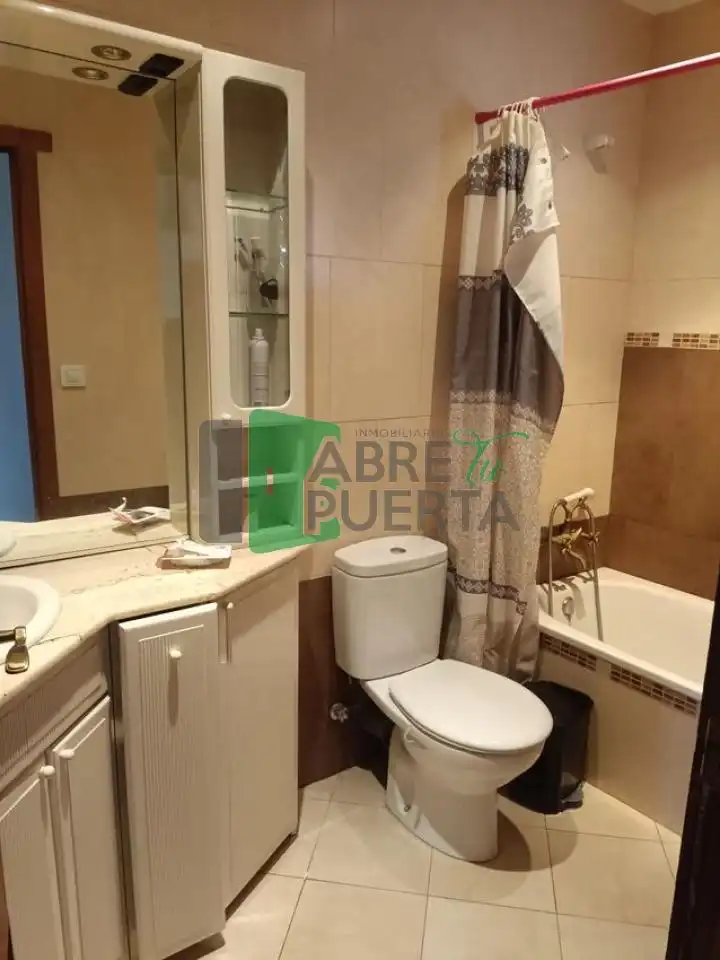 Habitación 100 m², Ourense
