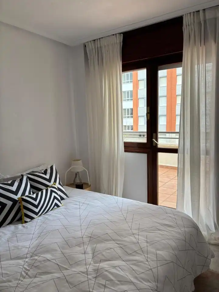 Piso de 100 m² en Laredo
