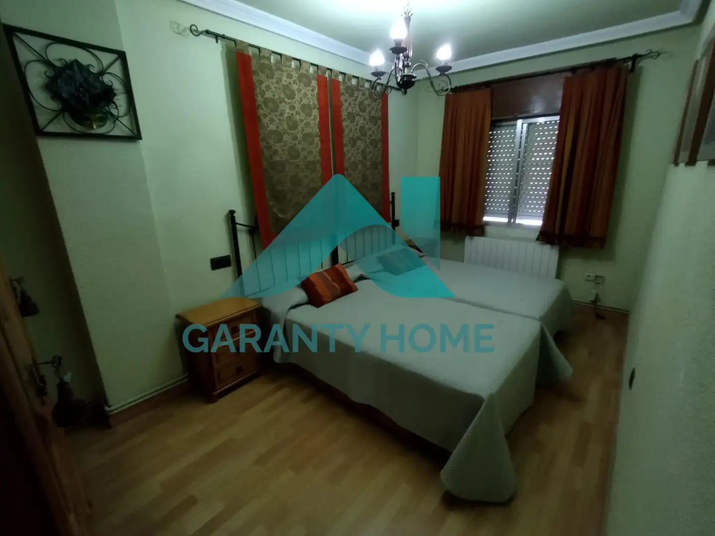 Habitación 108 m², Cáceres