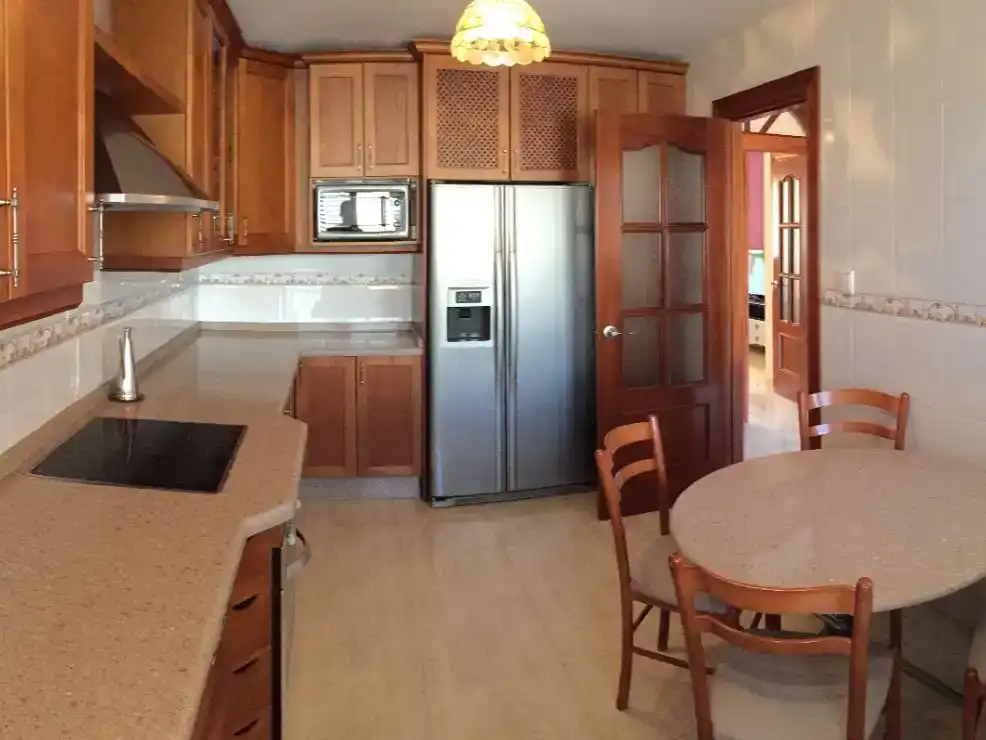 Casa de 250 m² en Almería
