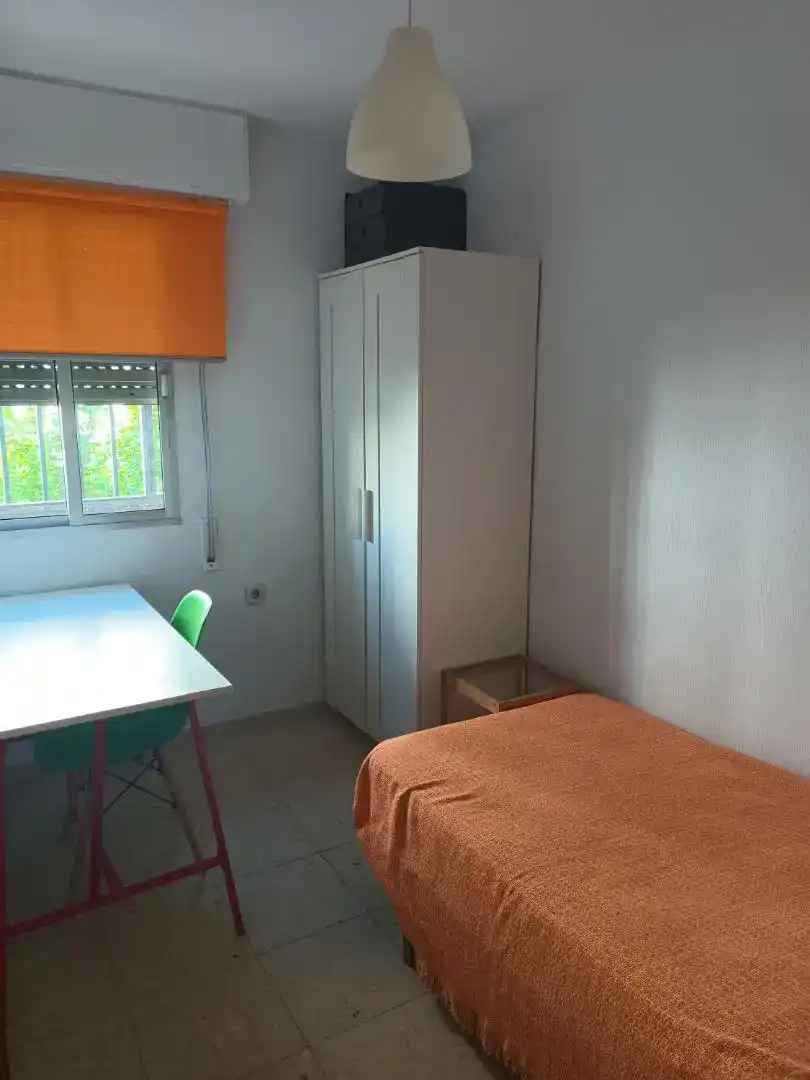 Habitación 69 m², Sevilla