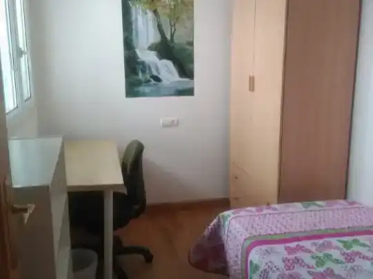Piso de 80 m² en Granada