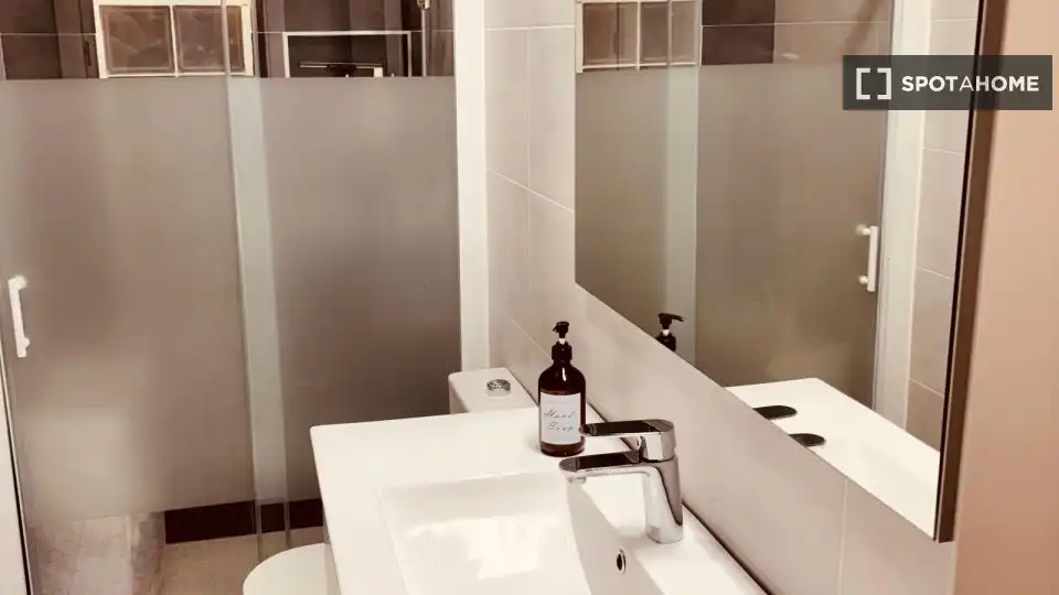 Habitación 69 m², Sevilla