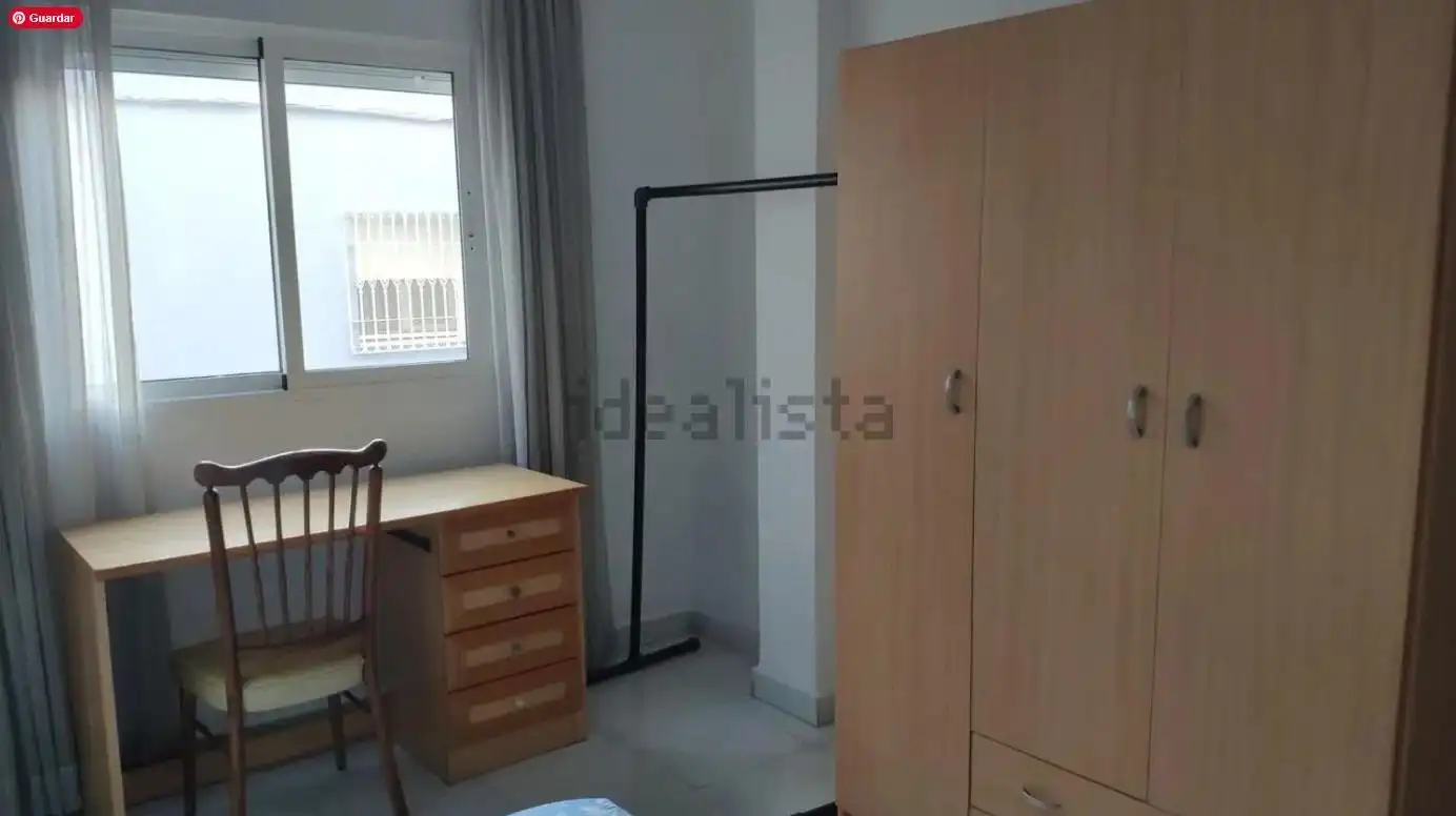 Piso de 80 m² en Almería