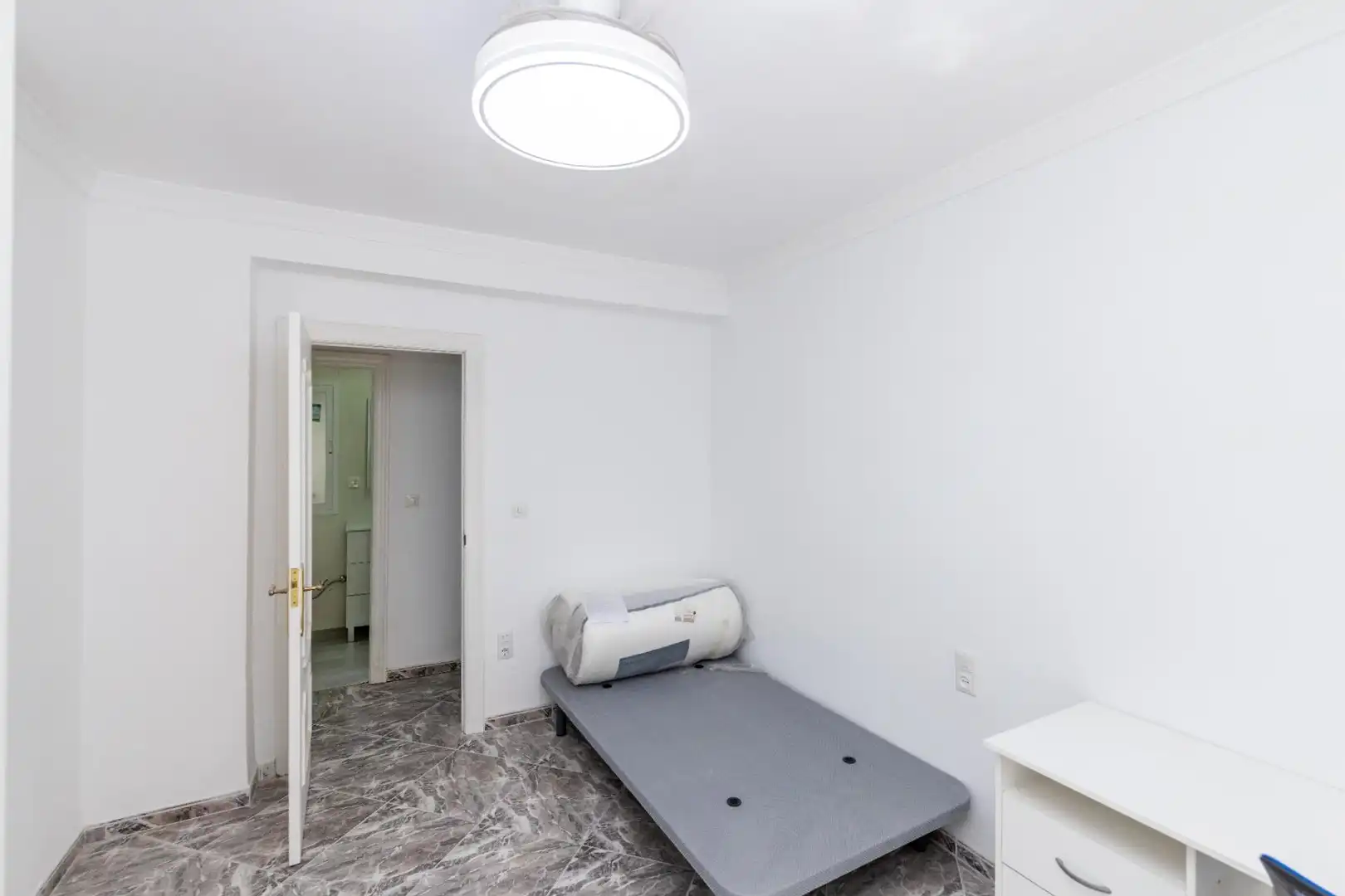 Piso de 98 m² en Granada