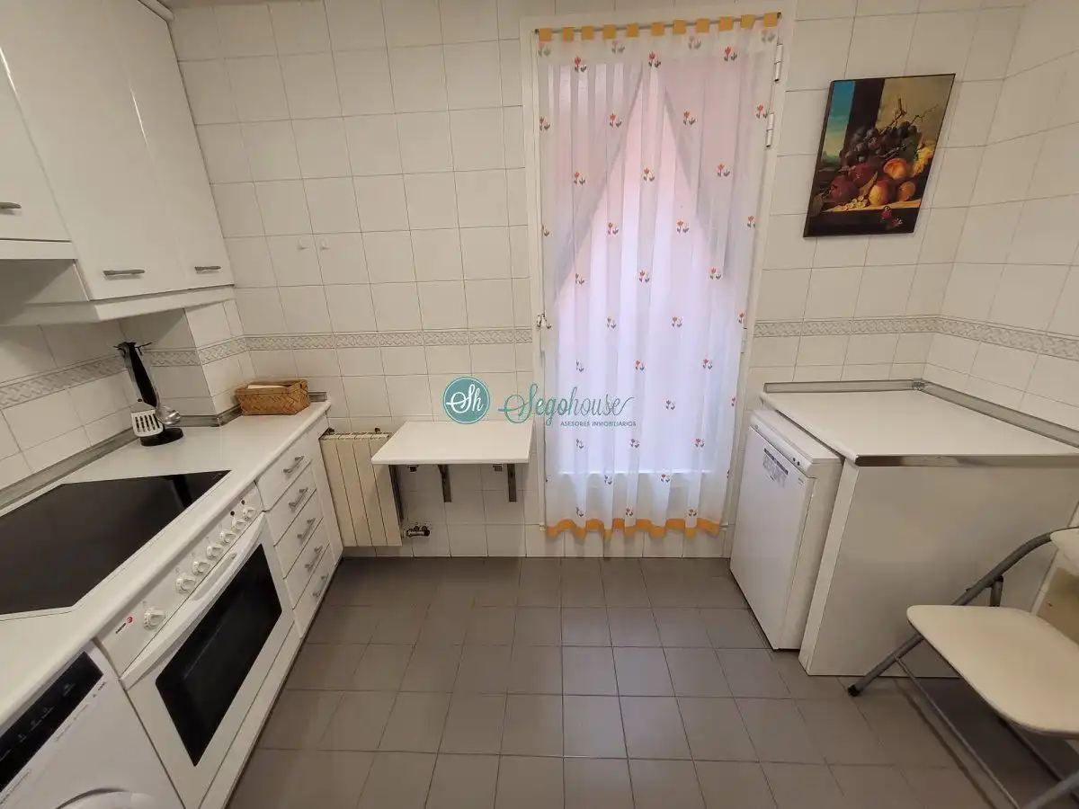 Piso de 93 m² en Segovia