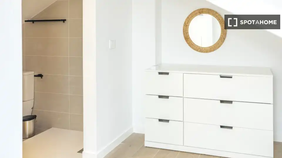 Habitación 67 m², Málaga