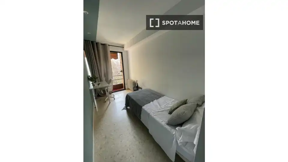 Habitación 207 m², Sevilla