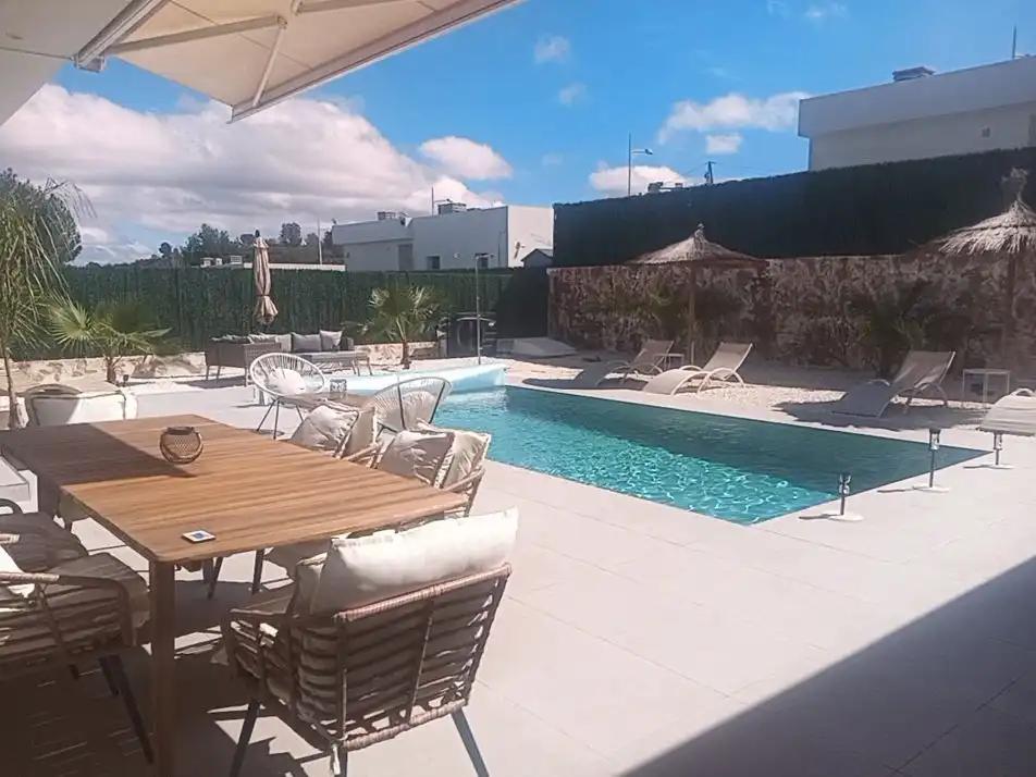Room for rent, Calasparra