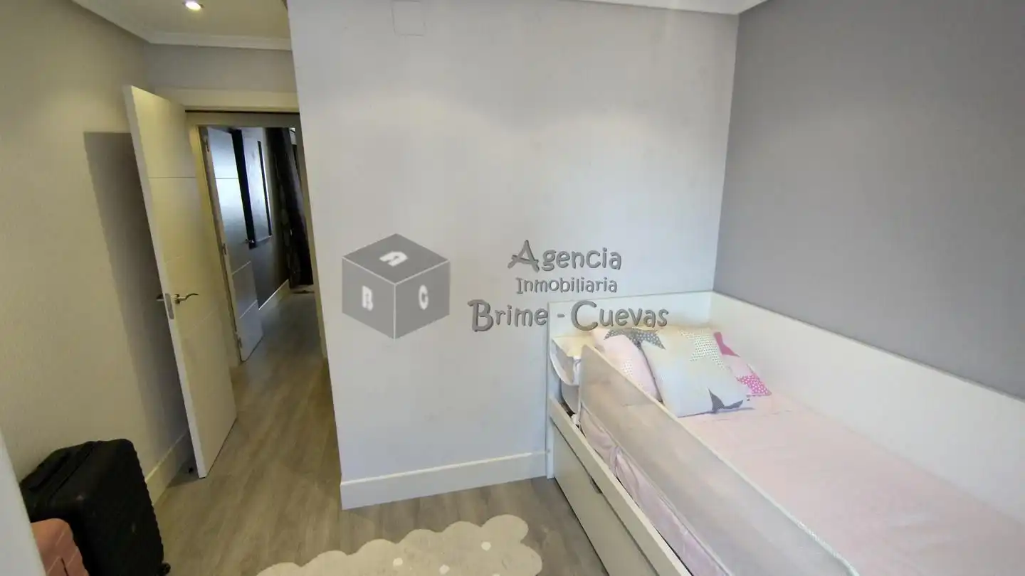 Piso de 94 m² en Oviedo