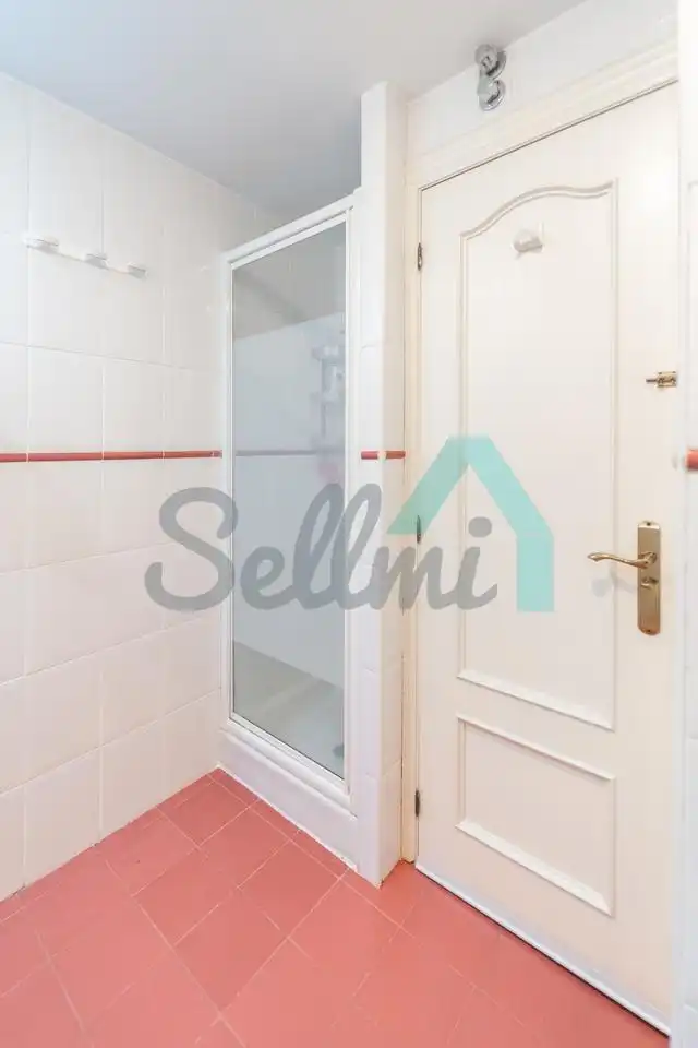 Piso de 92 m² en Oviedo