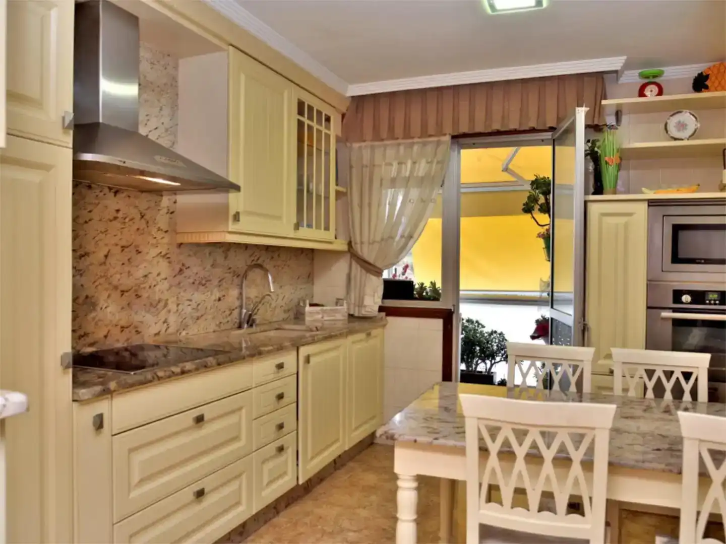 Habitación 127 m², Ourense