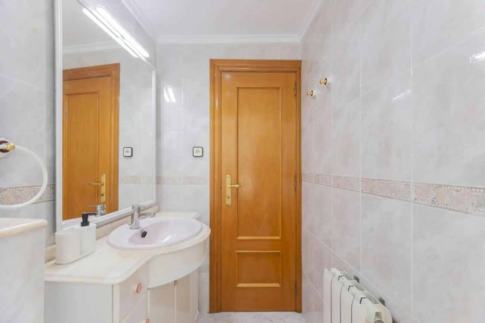 Chambre à louer, Valence