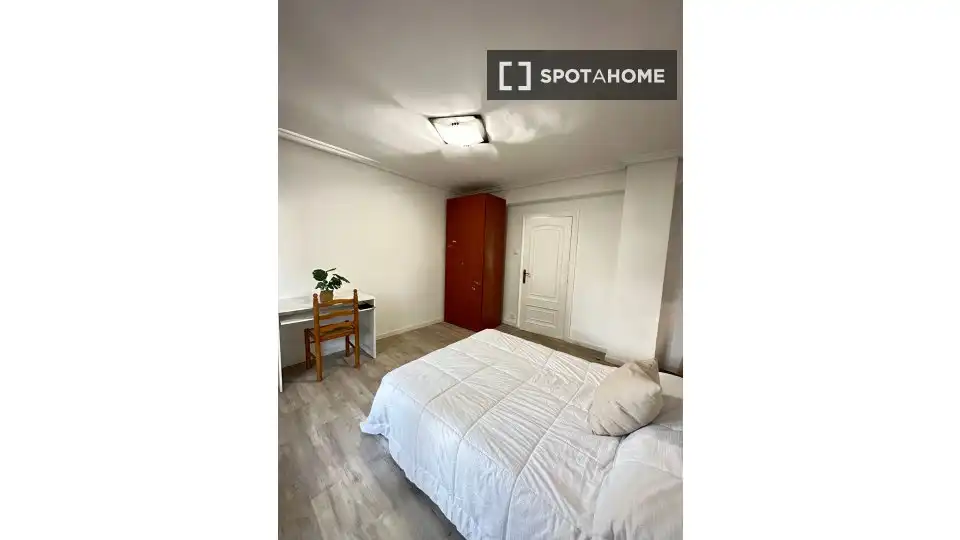Habitación en alquiler, Pamplona
