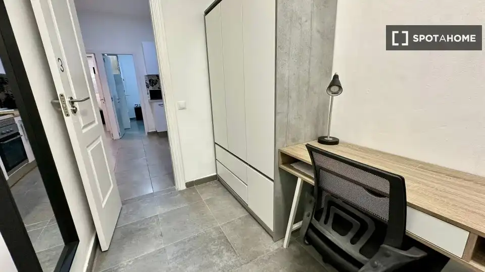 Habitació de lloguer, l'Hospitalet de Llobregat