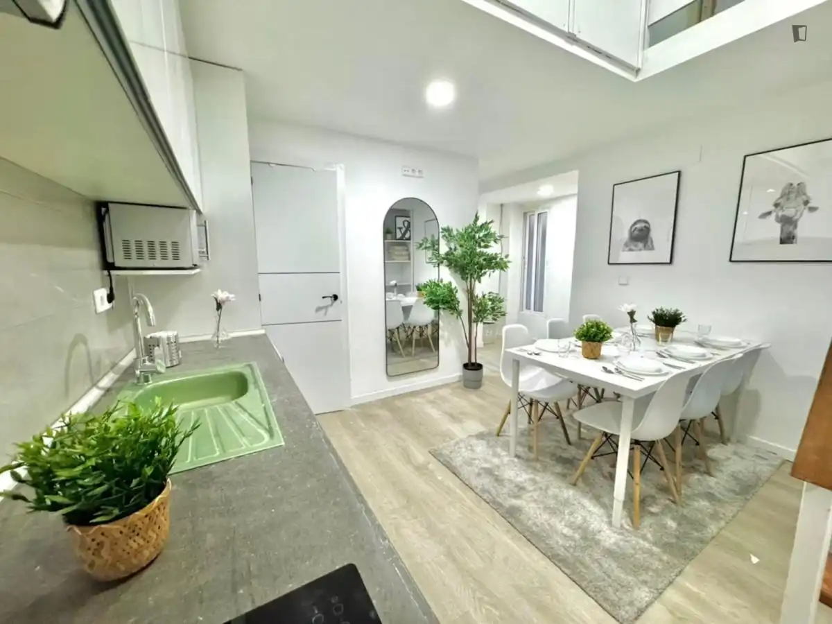 Habitación 100 m², Madrid