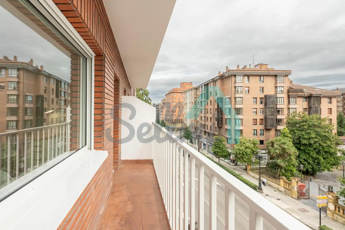 Piso de 78 m² en Oviedo