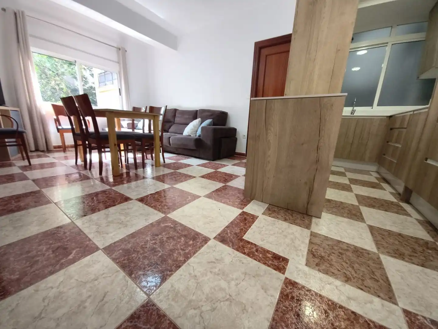 Piso de 100 m² en Granada