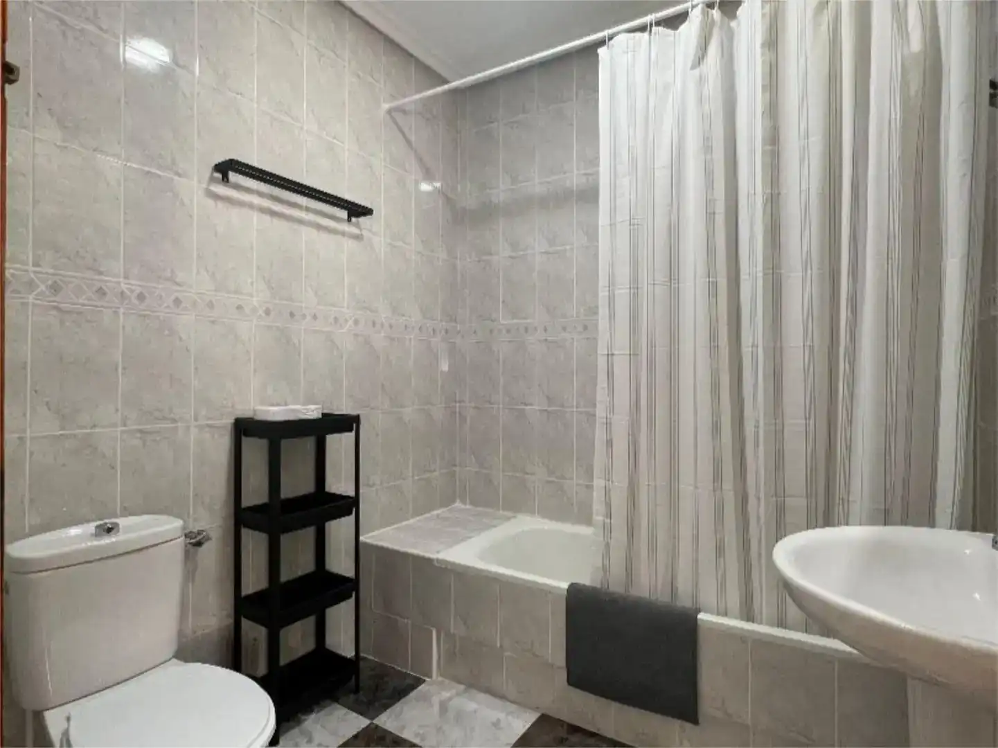 Habitación 75 m², Murcia