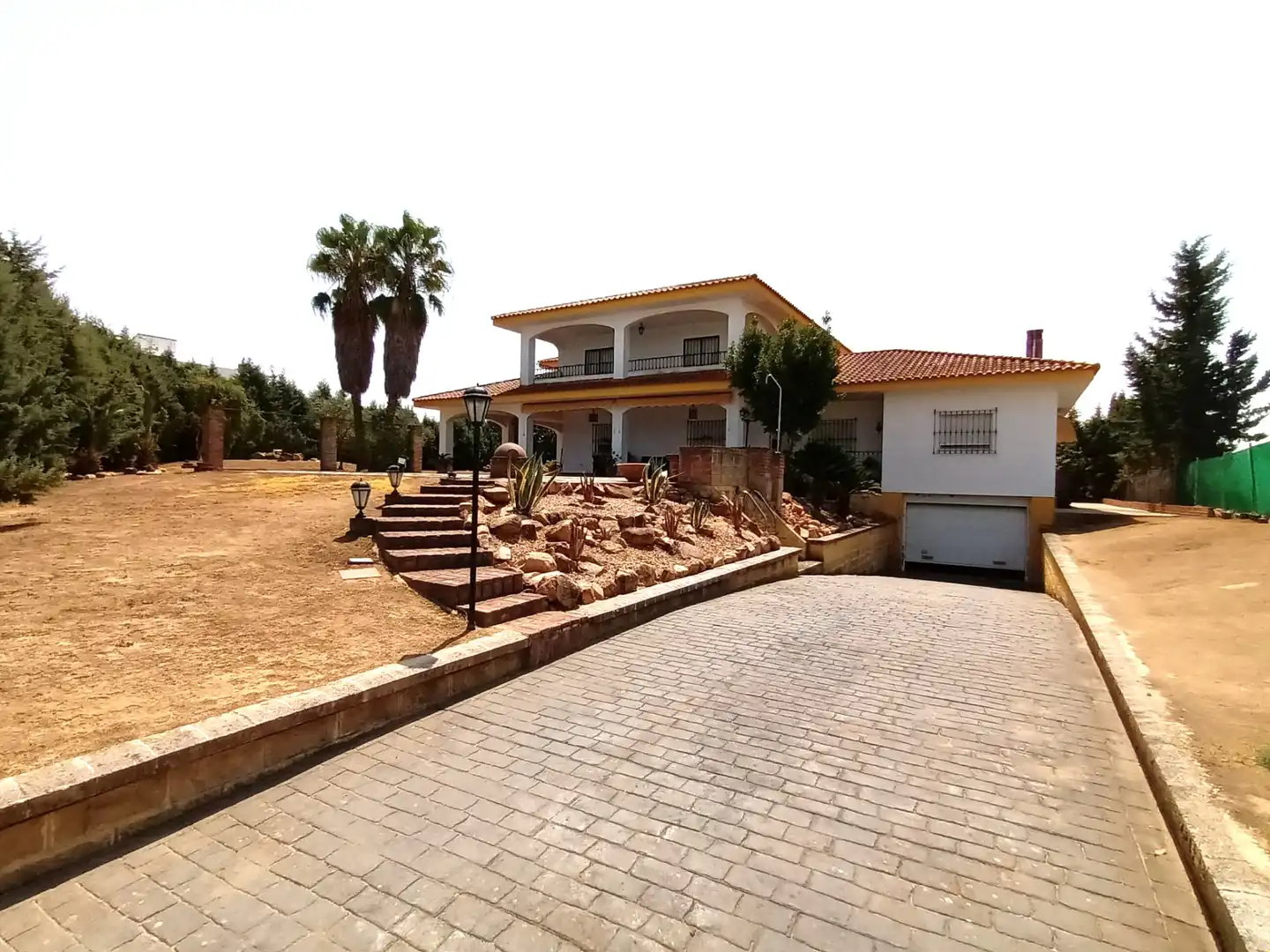 Flat 700 m² in Badajoz