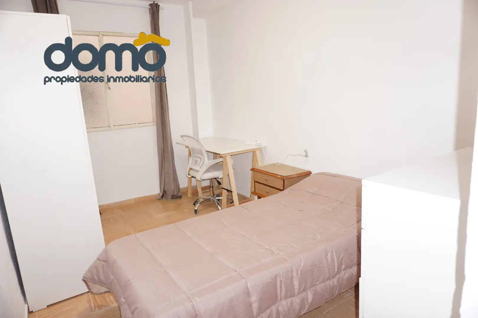 Piso de 98 m² en Granada