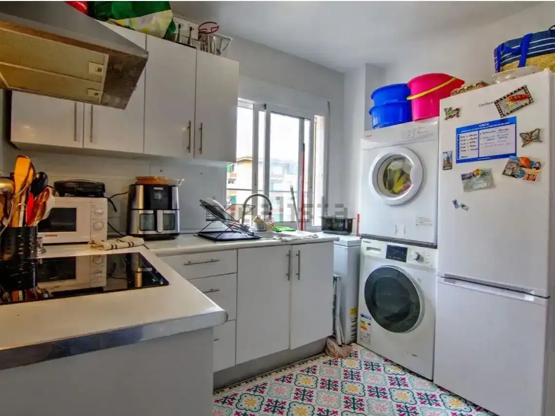 Habitación 75 m², Alicante
