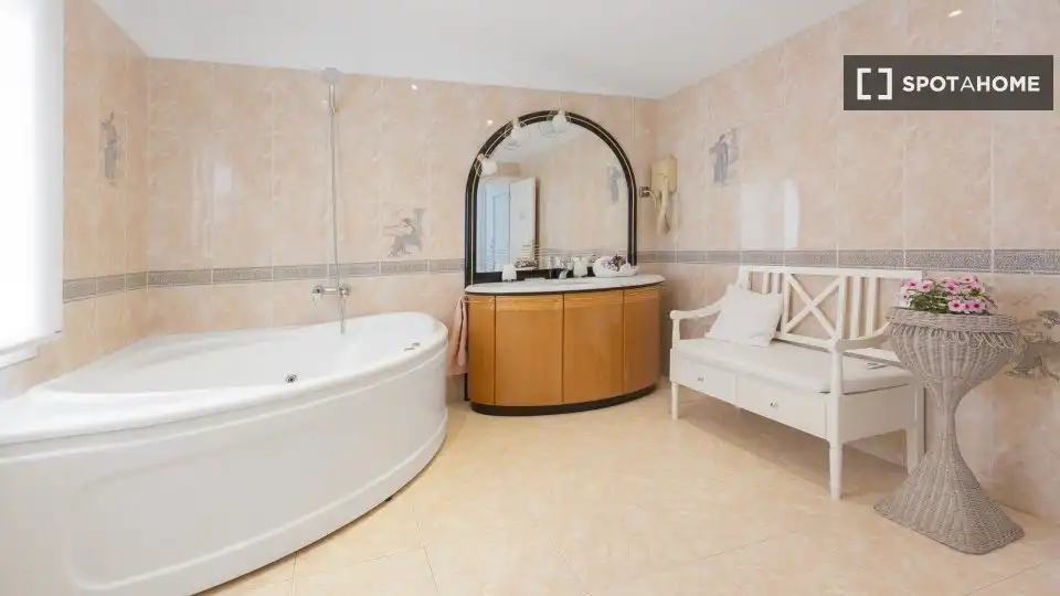 Habitación 130 m², Barcelona