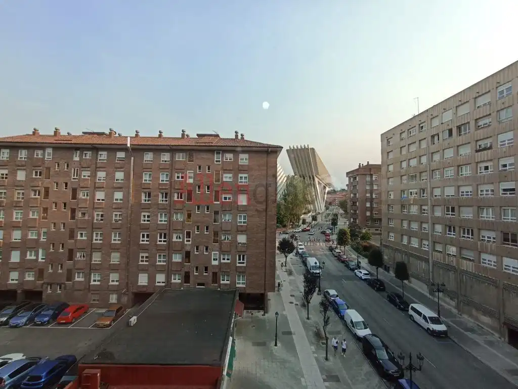 Piso de 110 m² en Oviedo