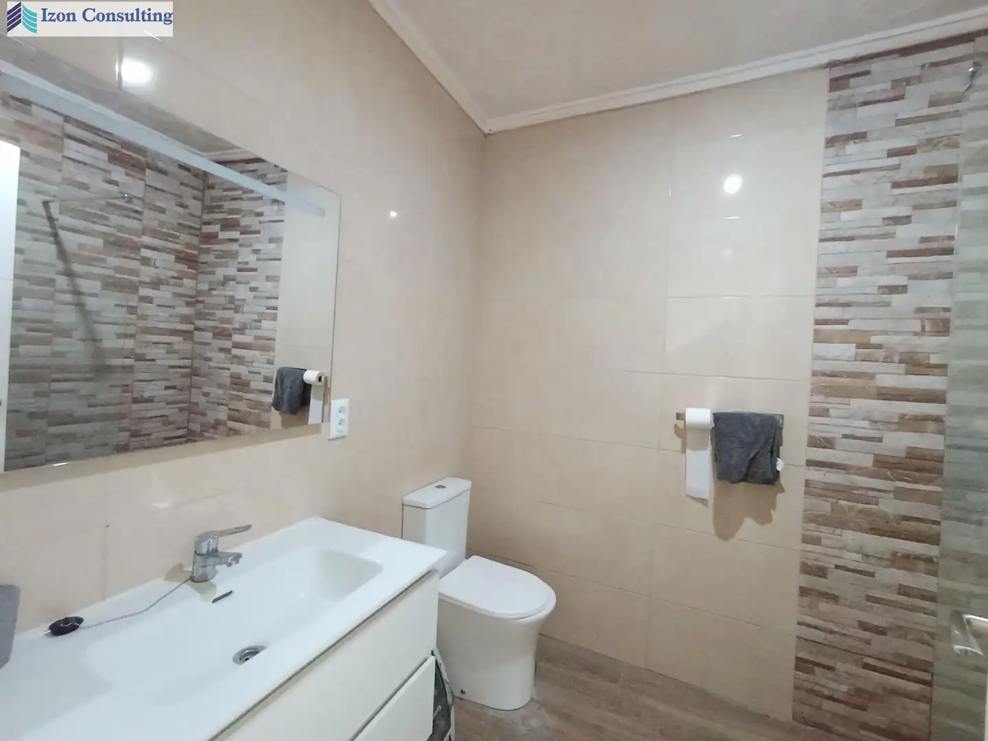 Piso de 90 m² en Munera