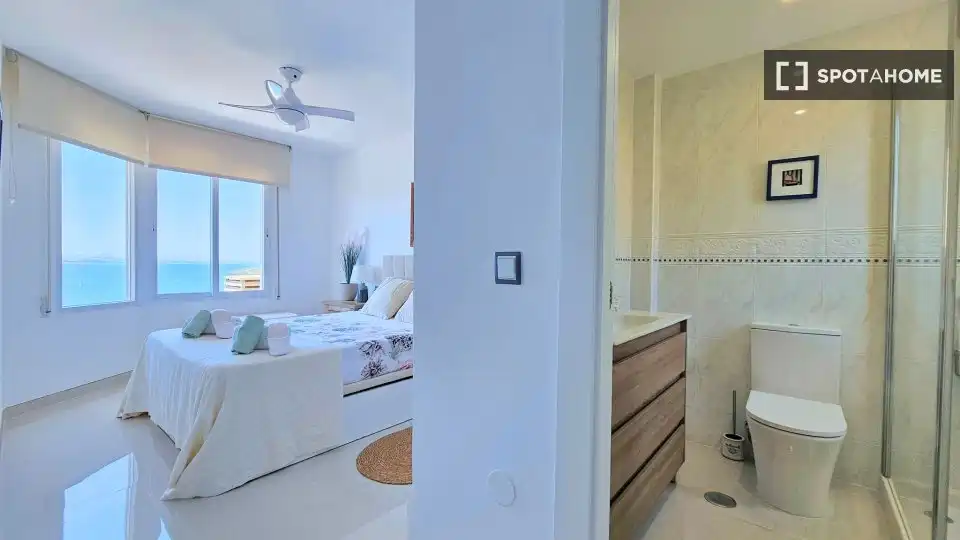 Habitación 230 m², España