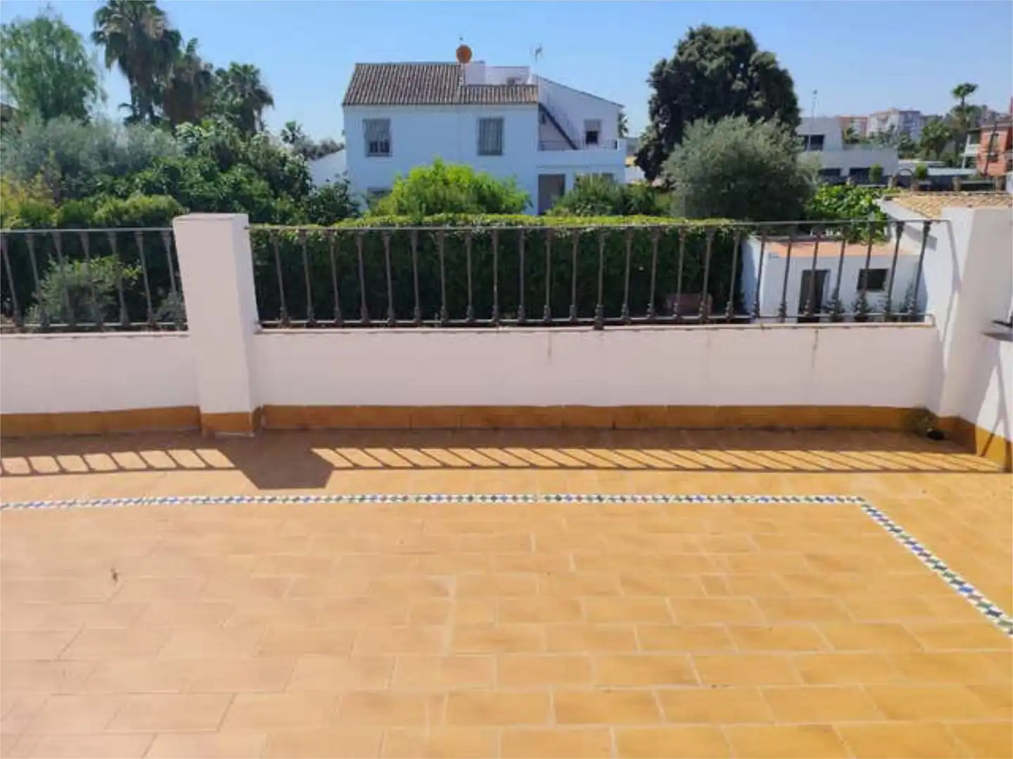 Casa de 396 m² en Dos Hermanas