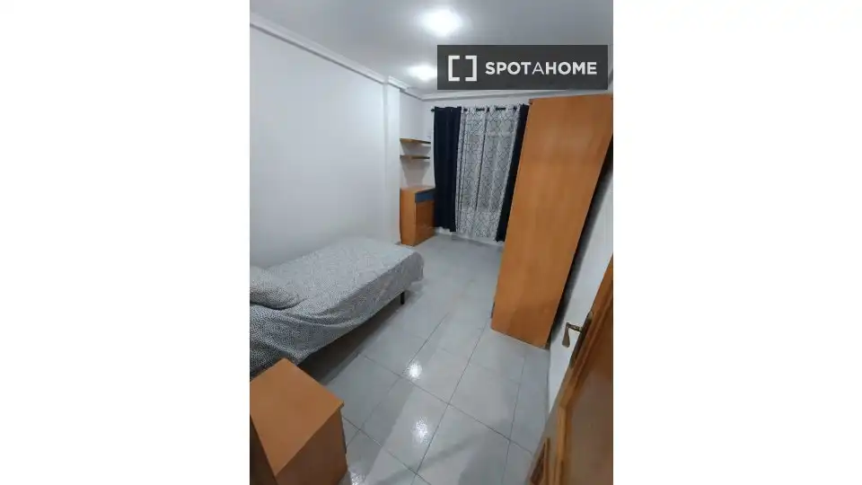Habitación 109 m², Alicante
