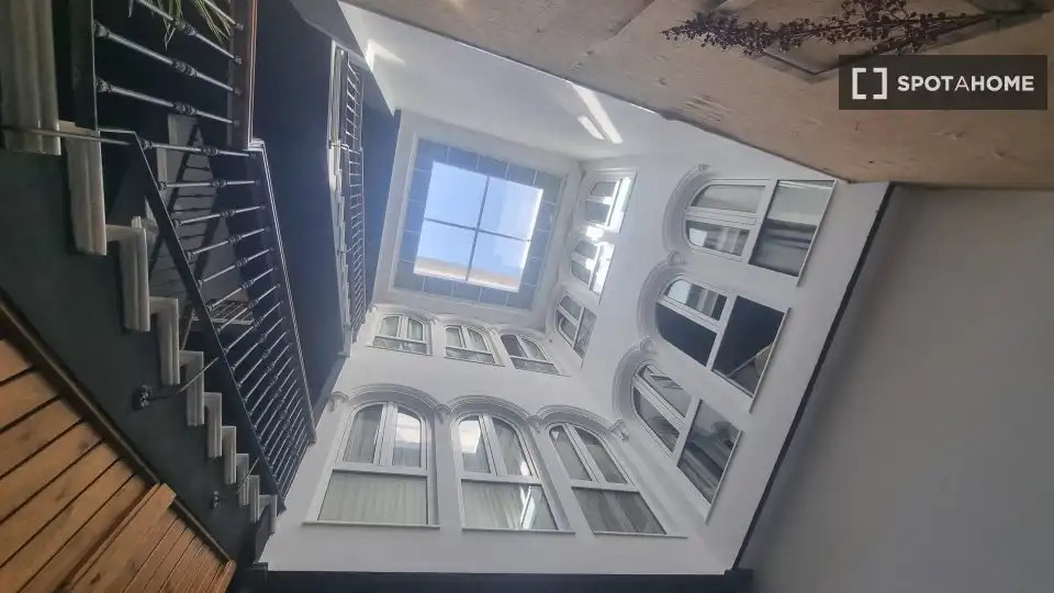 Habitación 92 m², Granada