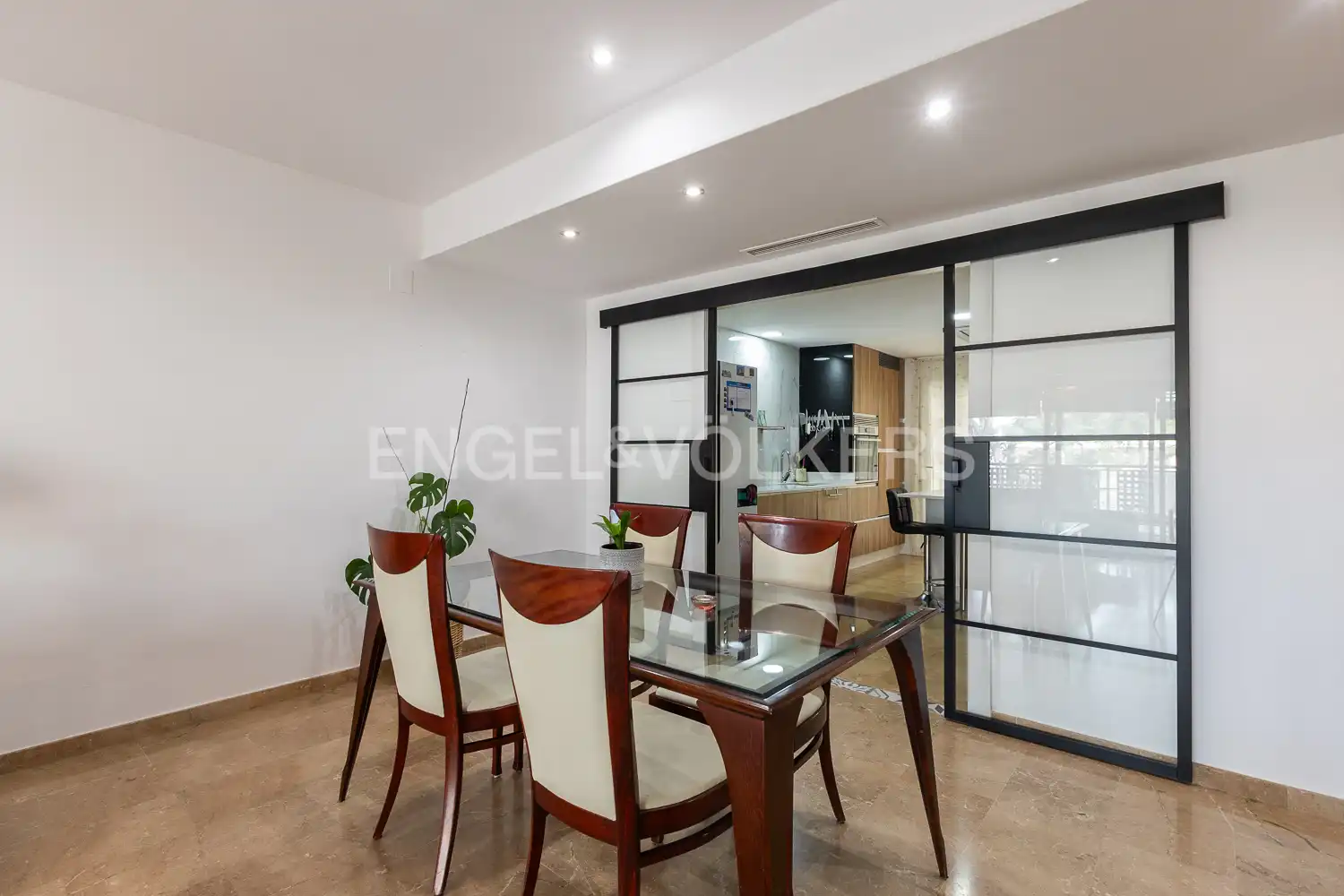 House 230 m² in Chiva
