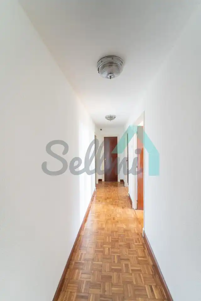 Piso de 212 m² en Oviedo