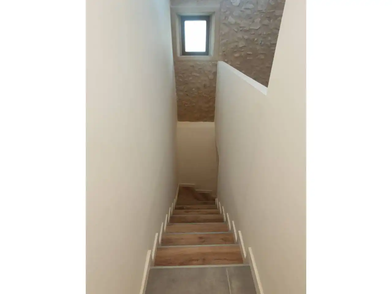 Piso de 200 m² en Navata