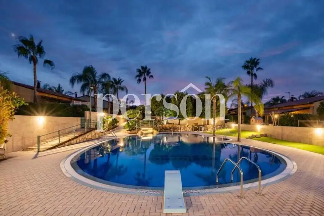 Casa de 120 m² en Riba-roja de Túria