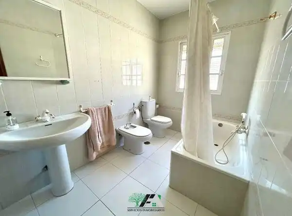 Piso de 128 m² en Baeza